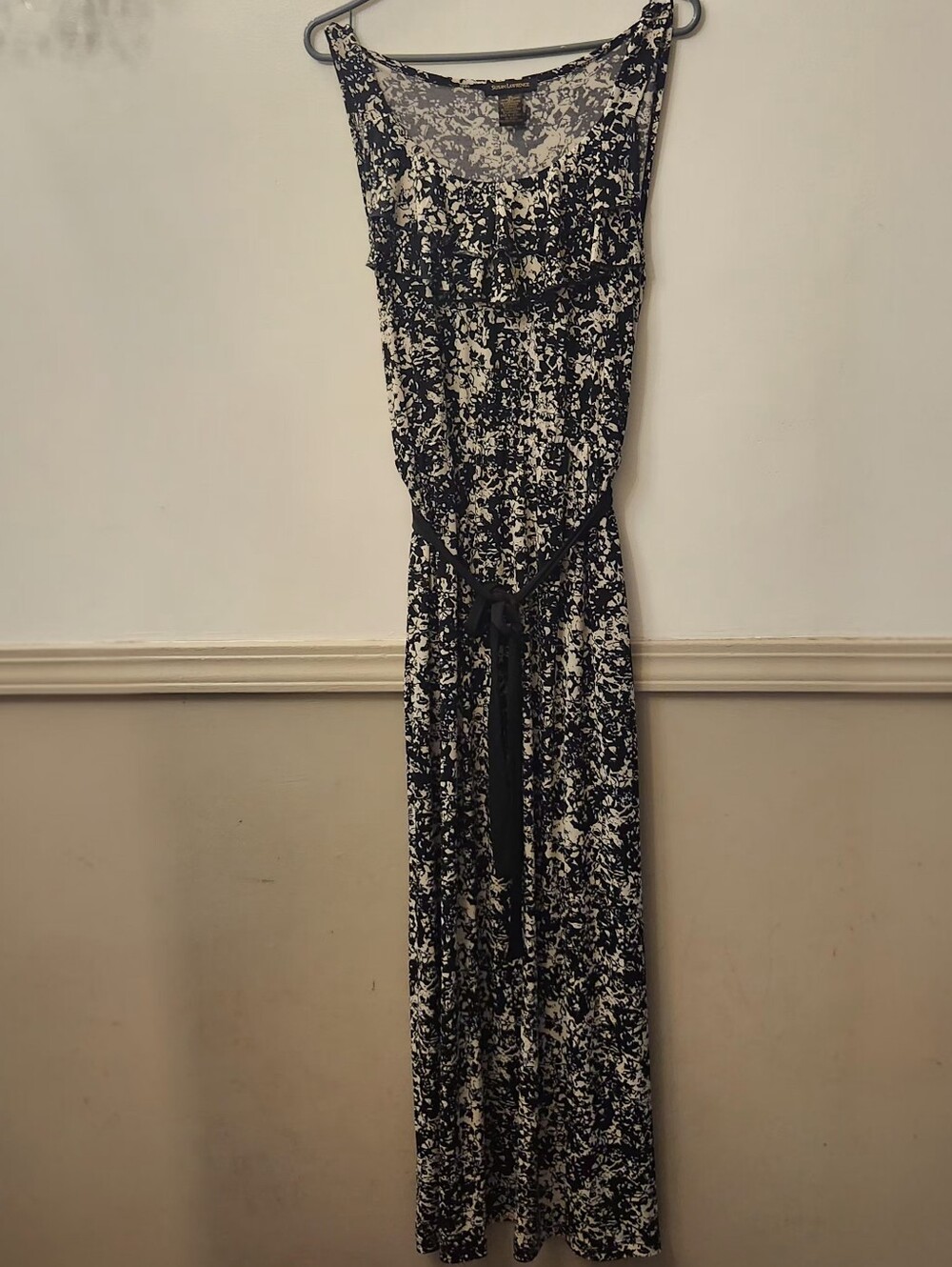 Maxi Dress Black & White Print Size Xl